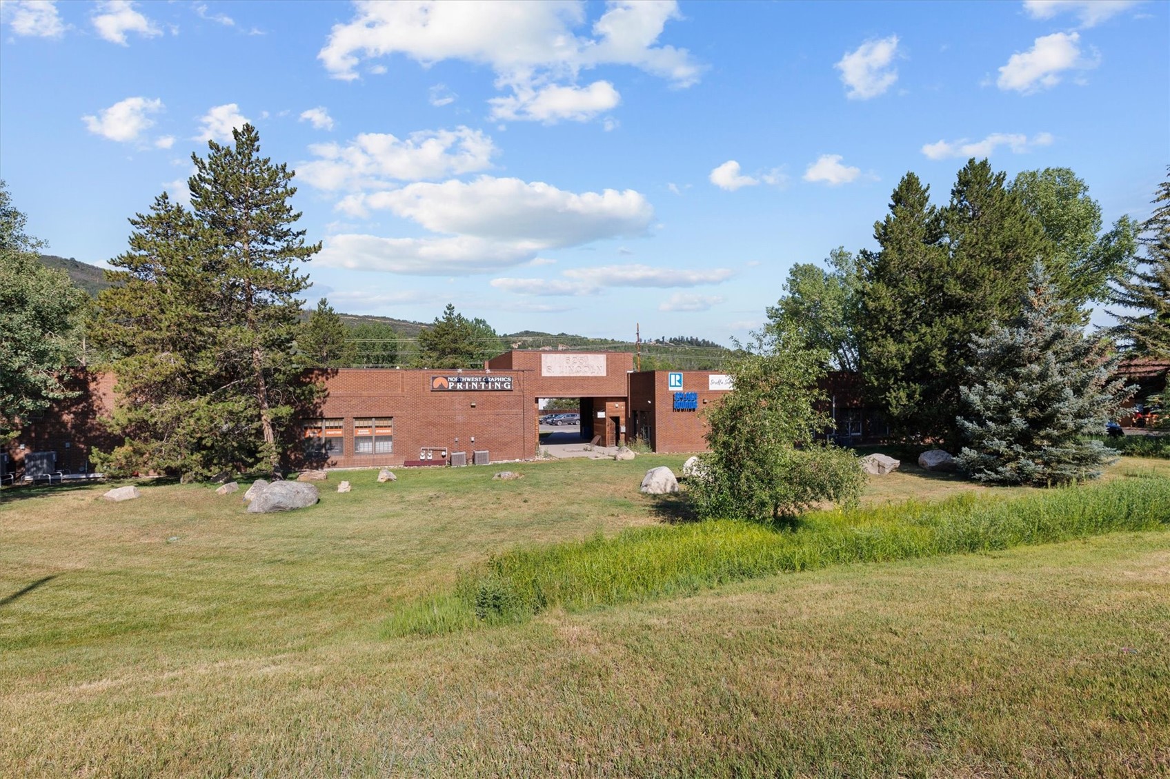 625 S Lincoln AVENUE 101