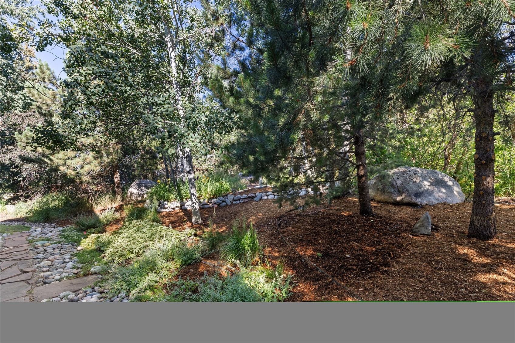 632 Meadowbrook CIRCLE