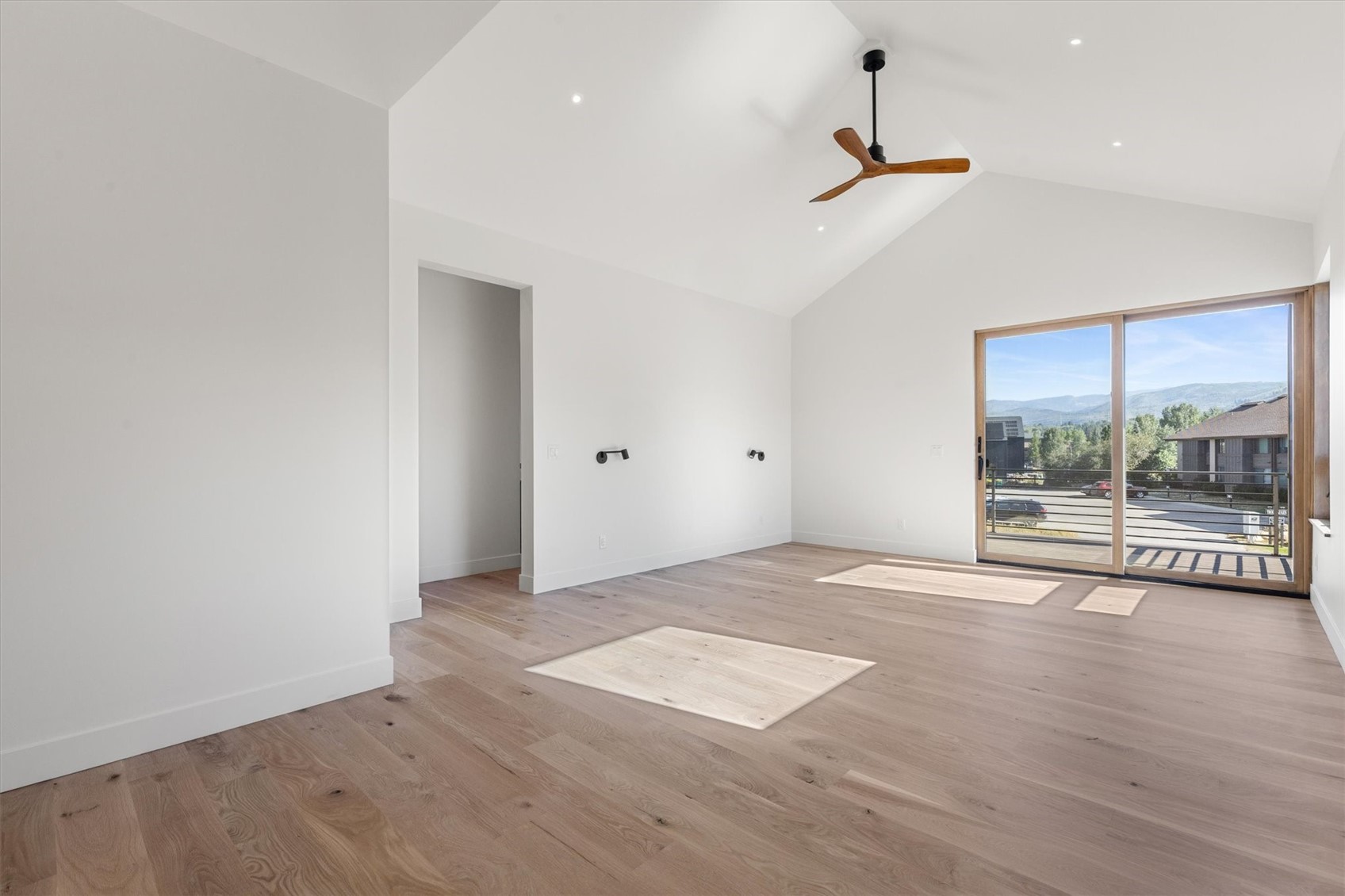 2085 Trollhaugen LANE