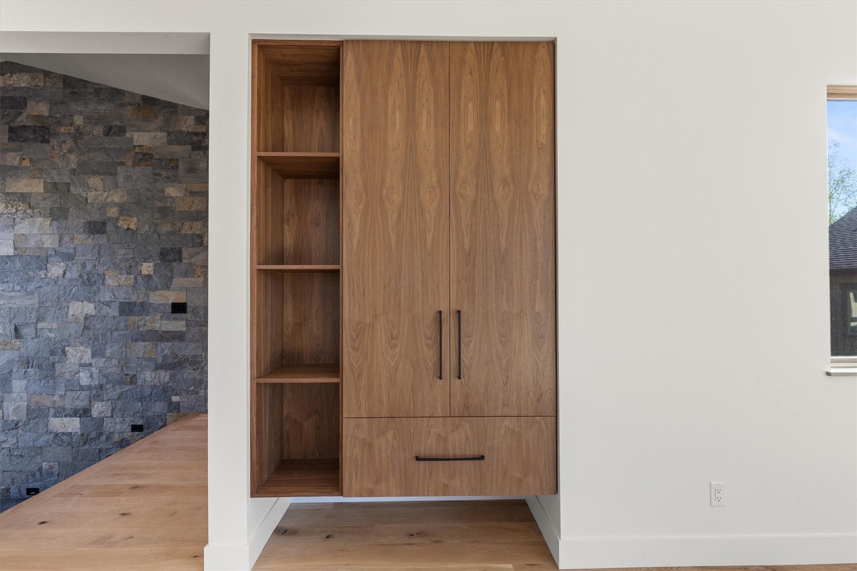 2085 Trollhaugen LANE