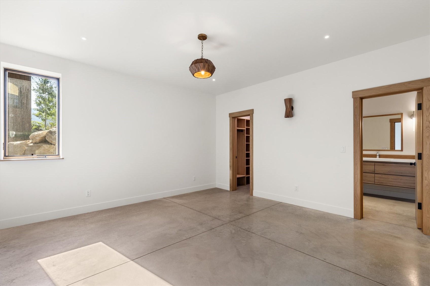 2085 Trollhaugen LANE