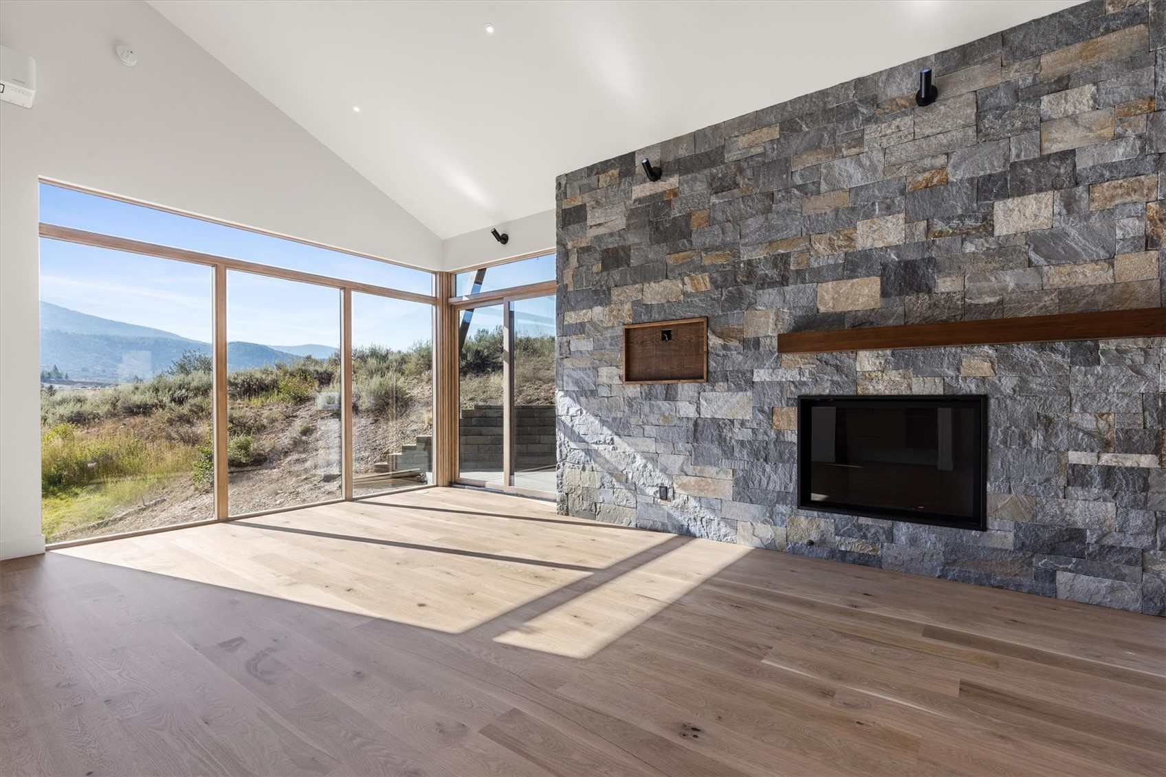 2085 Trollhaugen LANE