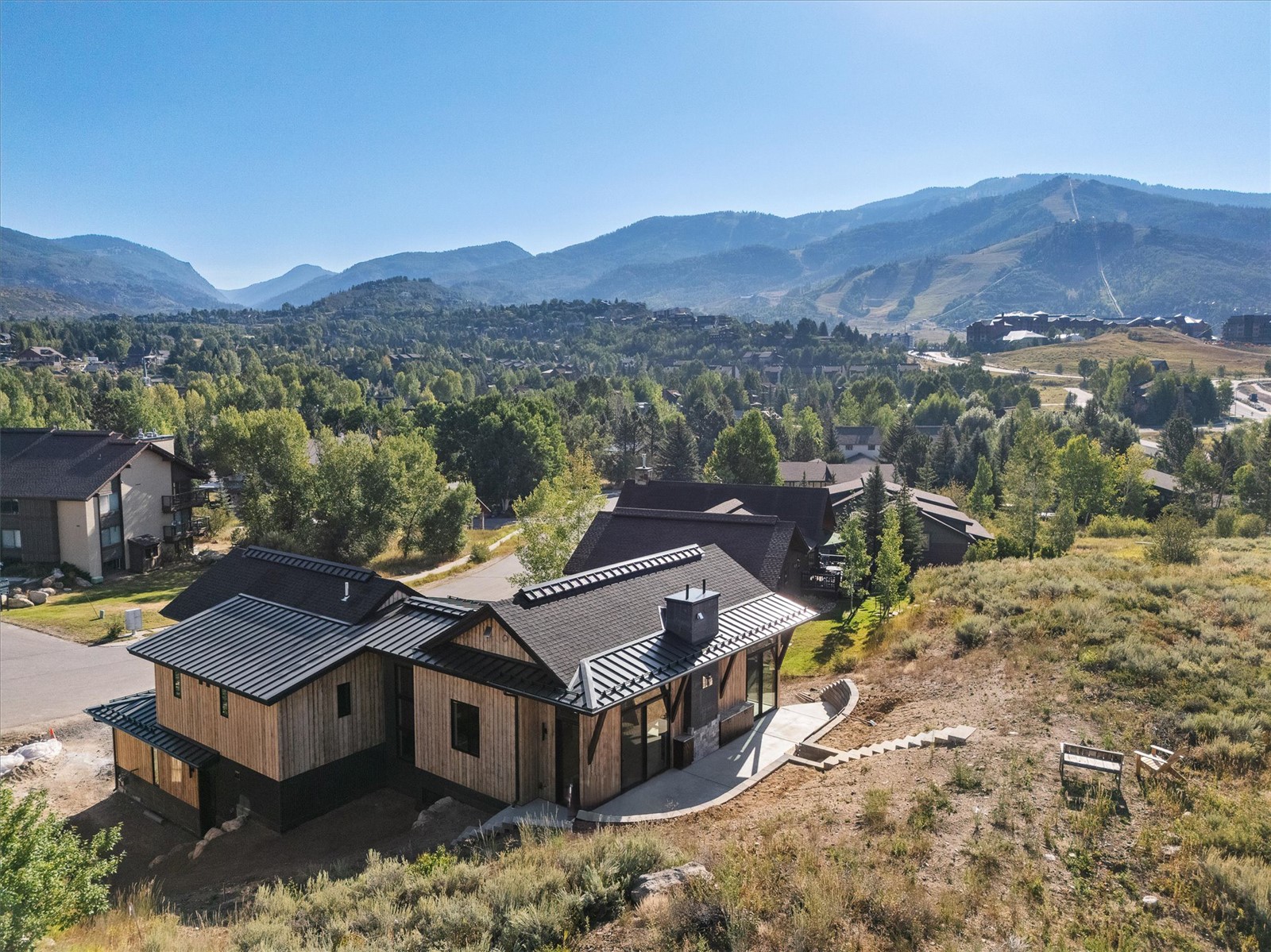 2085 Trollhaugen LANE