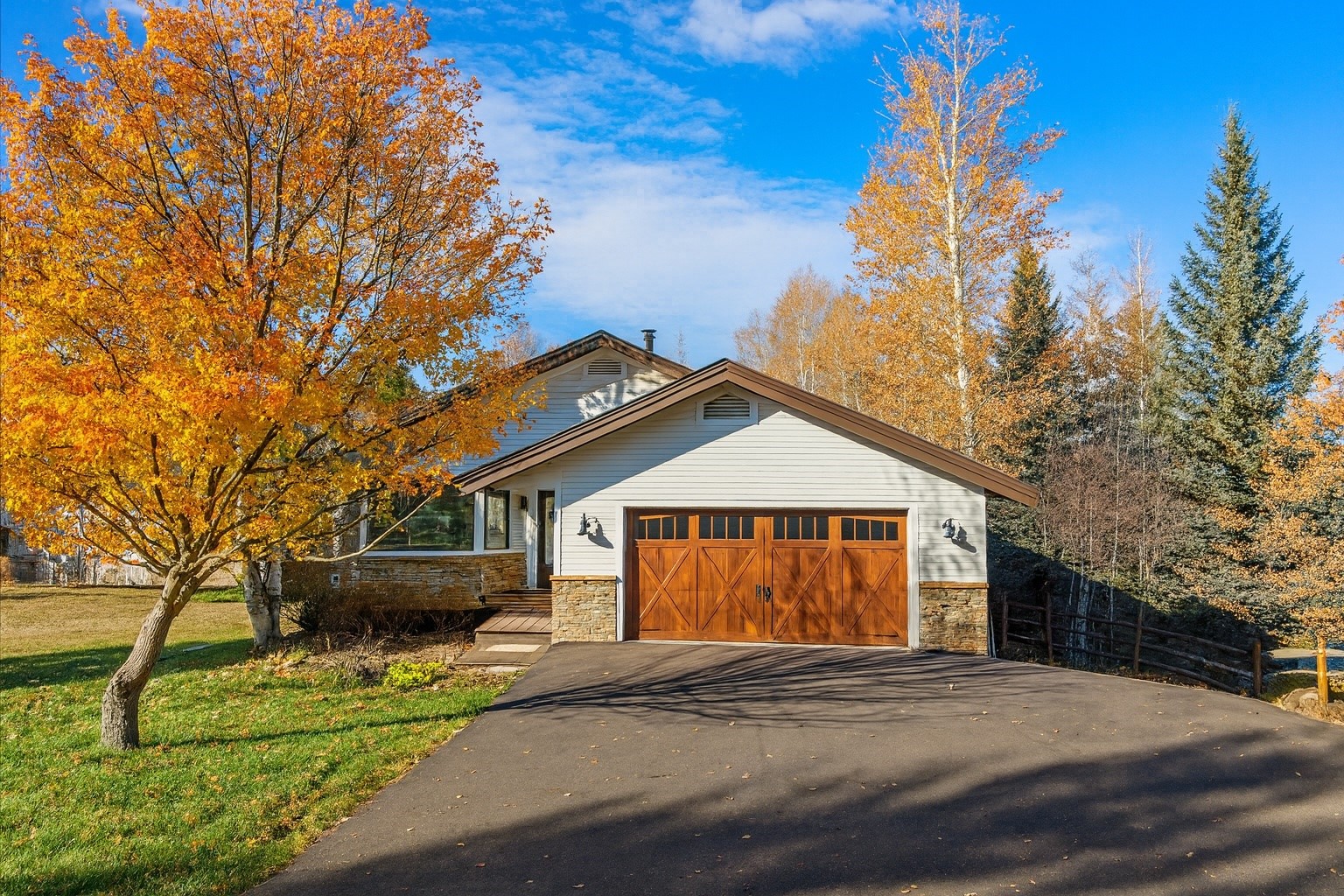 35 Steamboat BOULEVARD