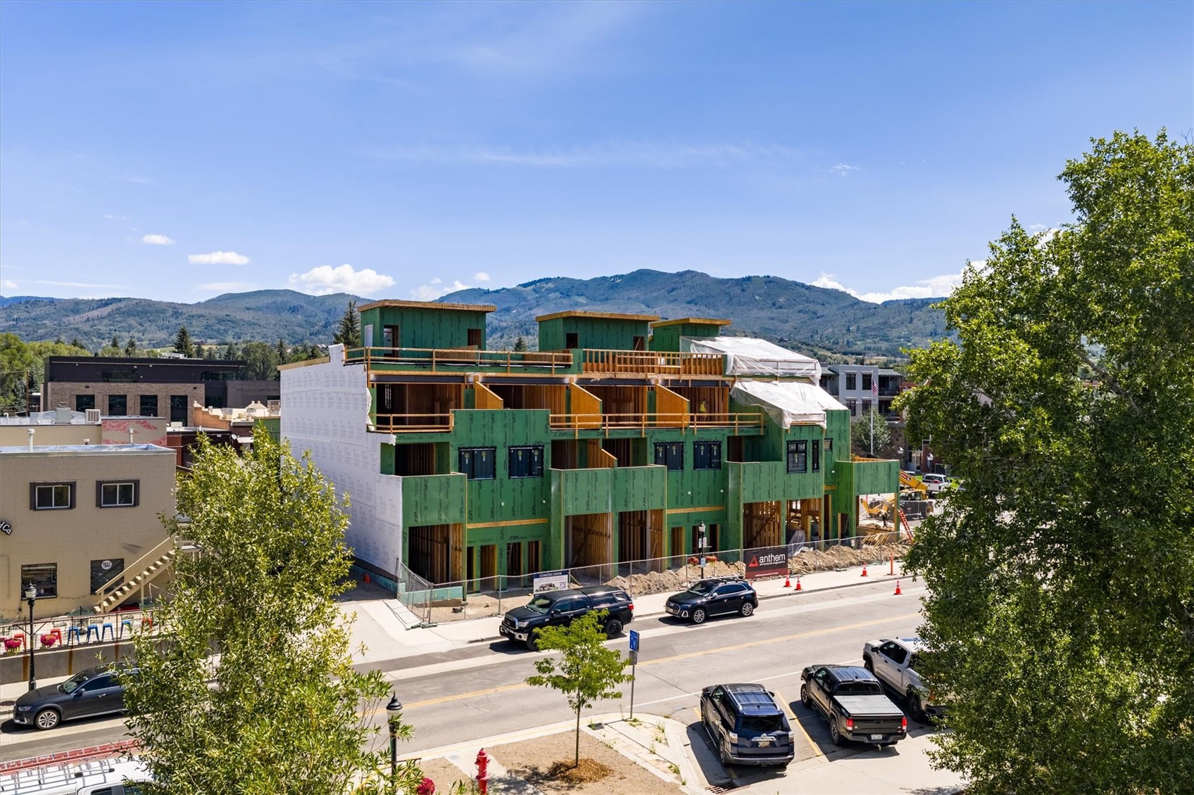 1010 Yampa STREET R4
