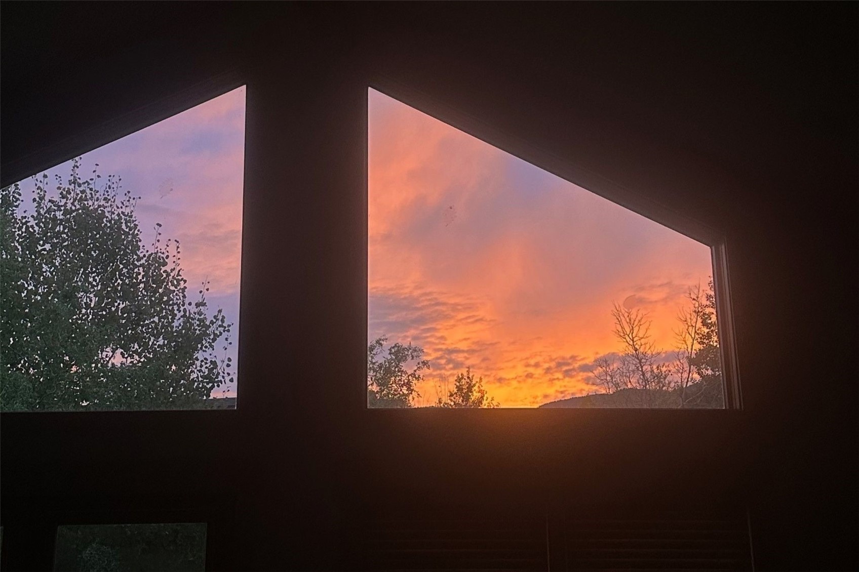 1169 Longview CIRCLE