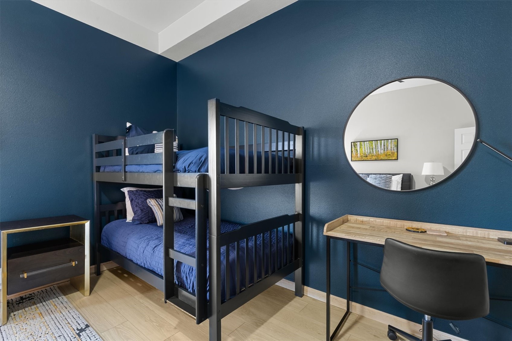 2000 Ski Time Square DRIVE 106