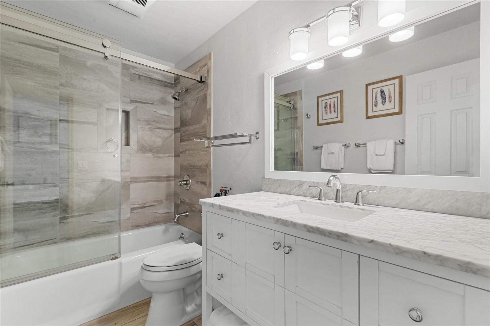 2000 Ski Time Square DRIVE 106