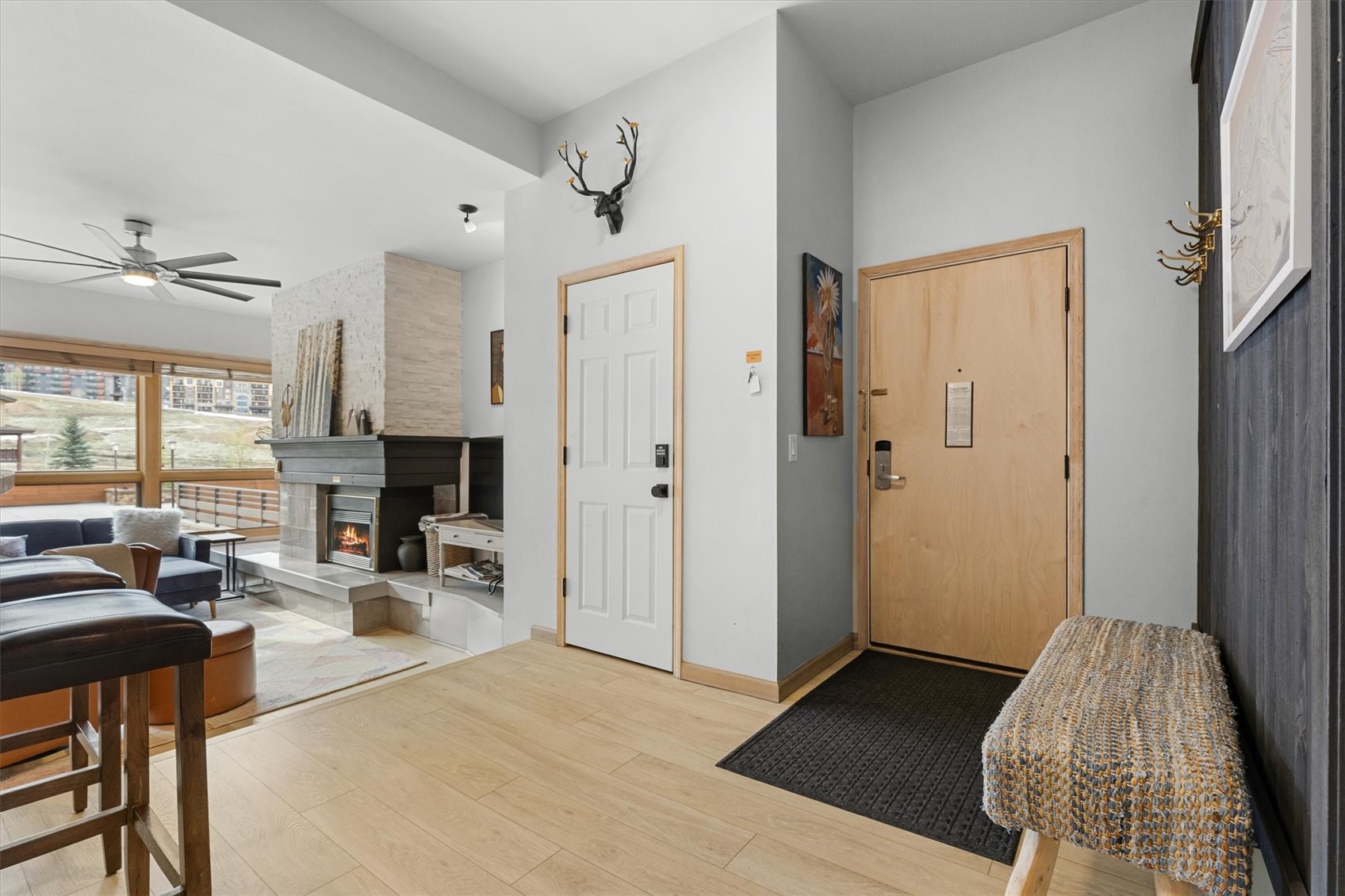 2000 Ski Time Square DRIVE 106