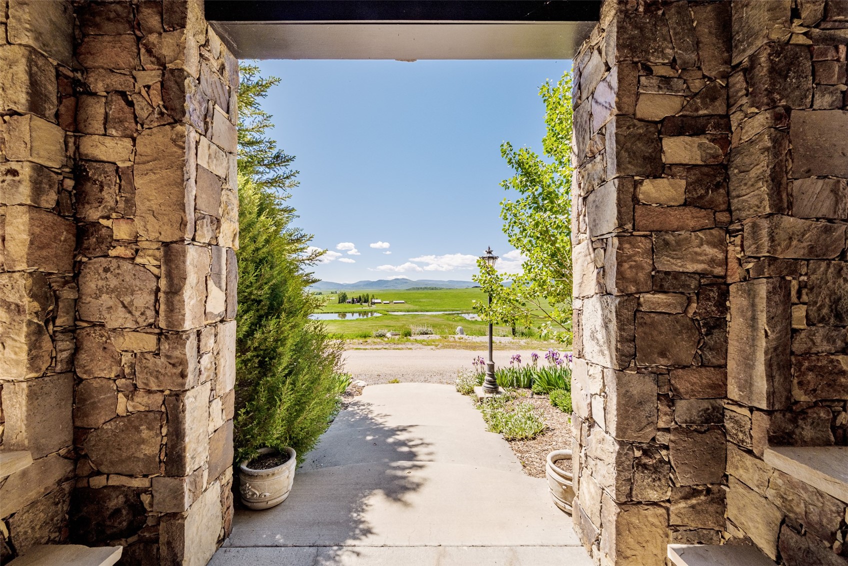 30855 Emerald Ridge