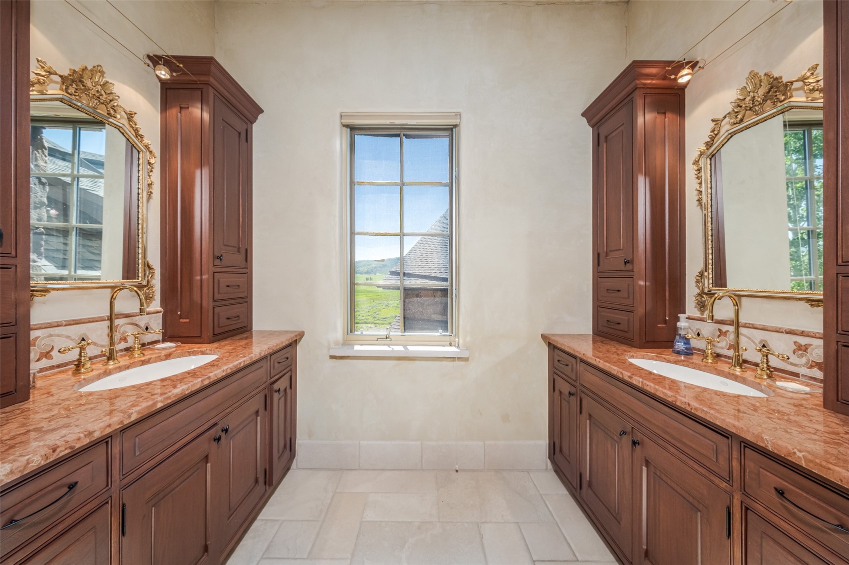30855 Emerald Ridge