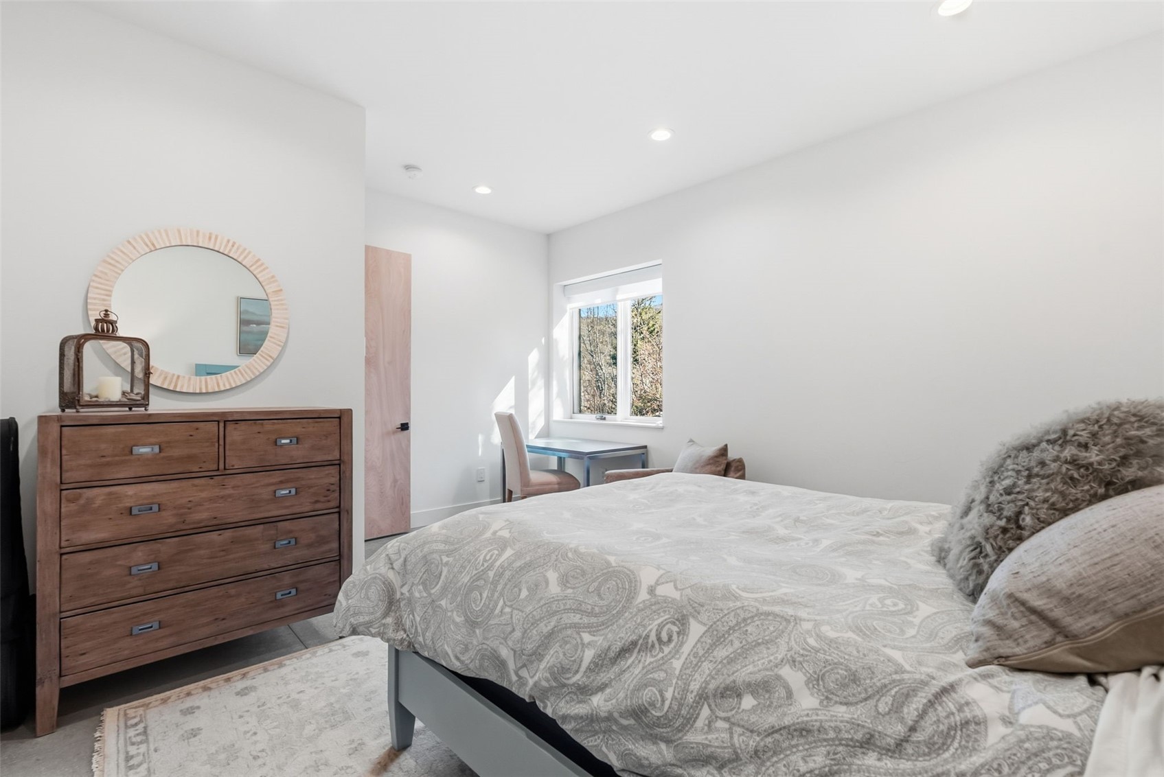 1136 Steamboat BOULEVARD