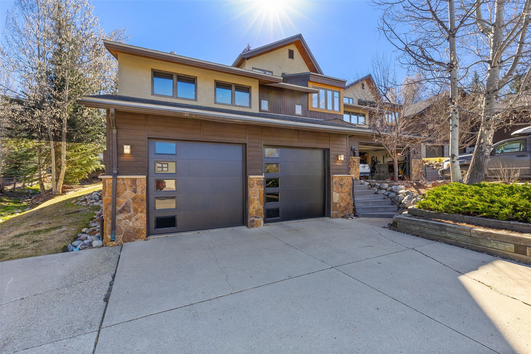 1900 Hunters DRIVE A