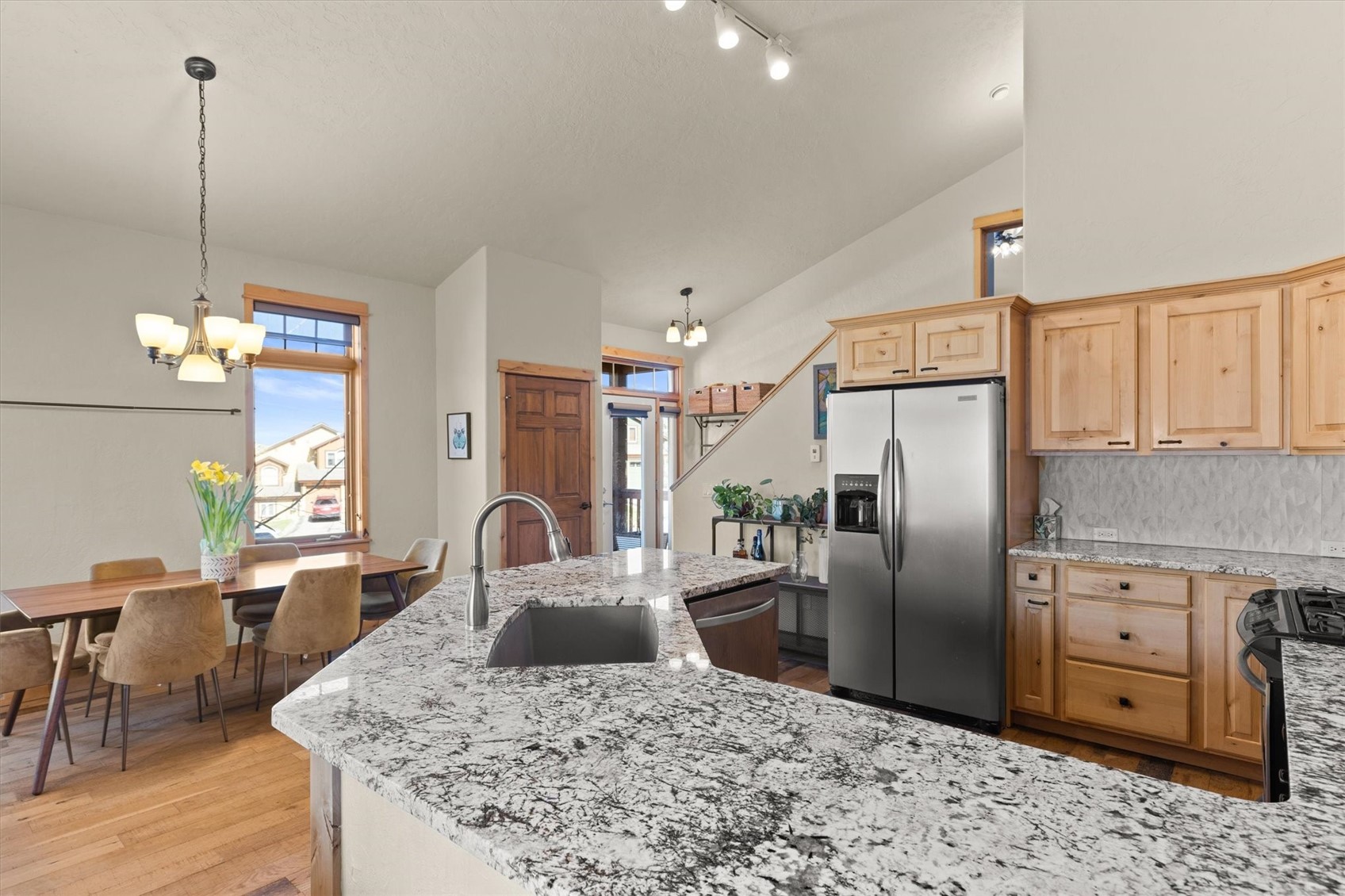 475 Parkview DRIVE 475