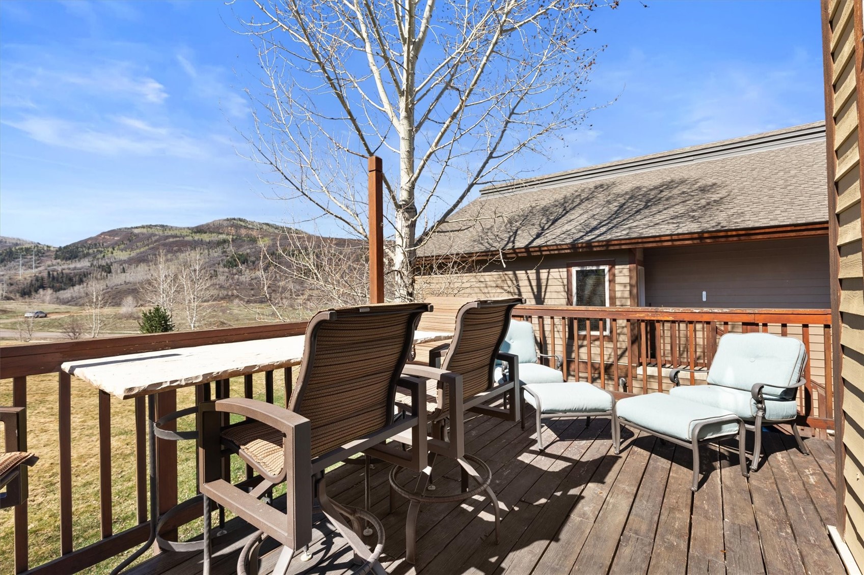 475 Parkview DRIVE