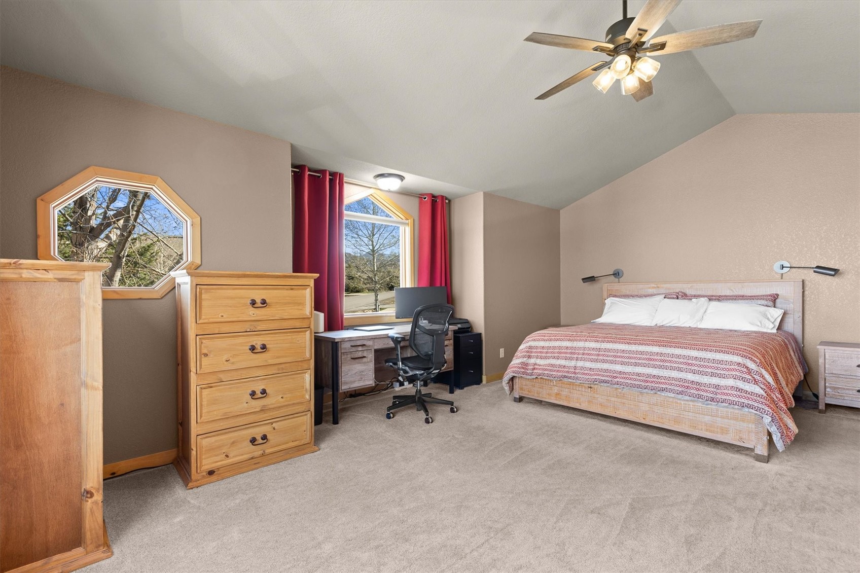 475 Parkview DRIVE 475