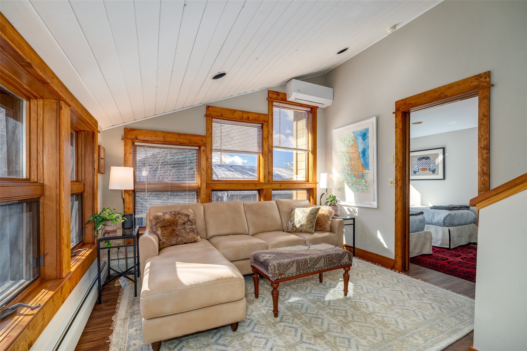 1863 Clubhouse DRIVE