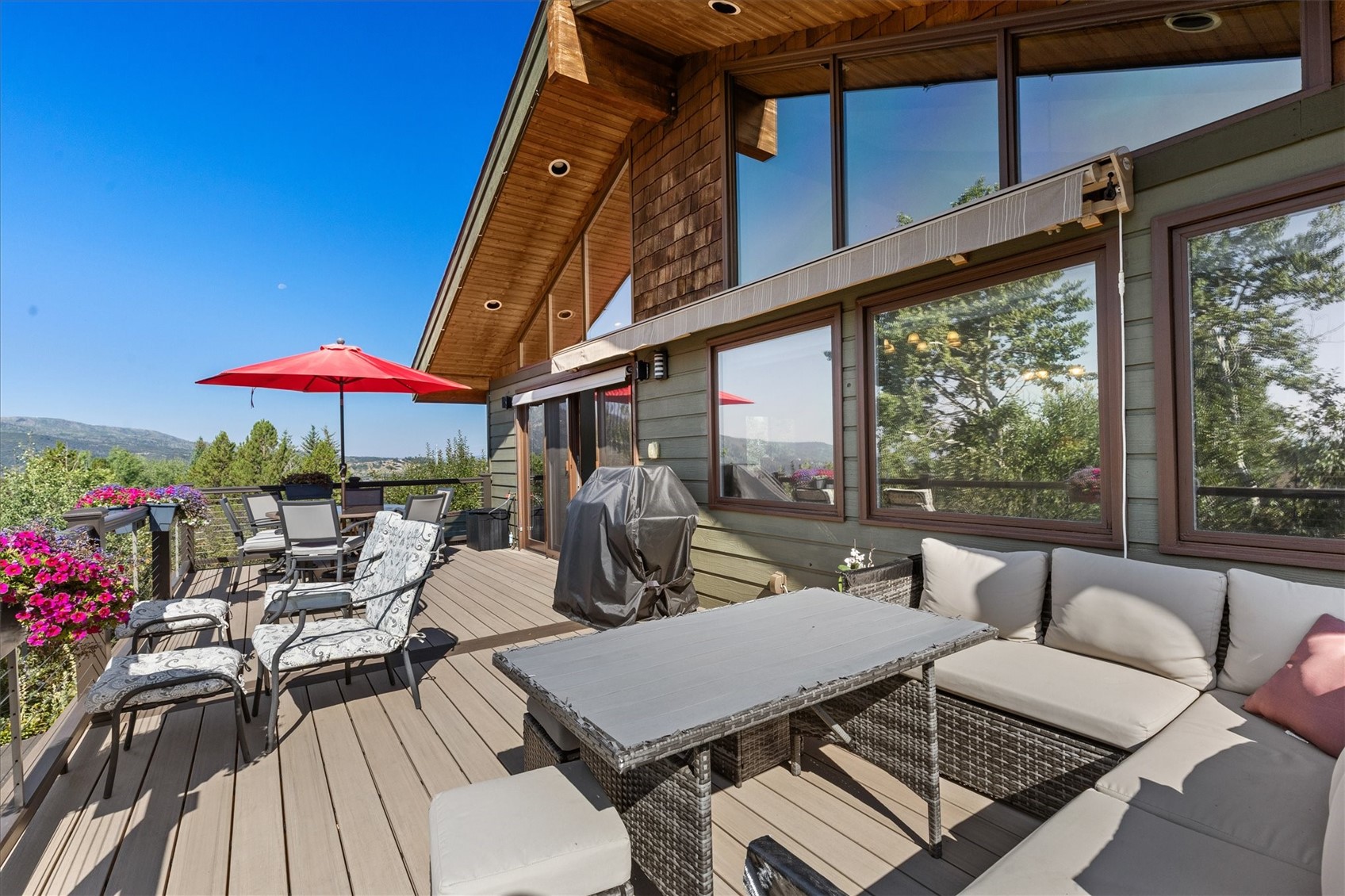 345 Steamboat BOULEVARD