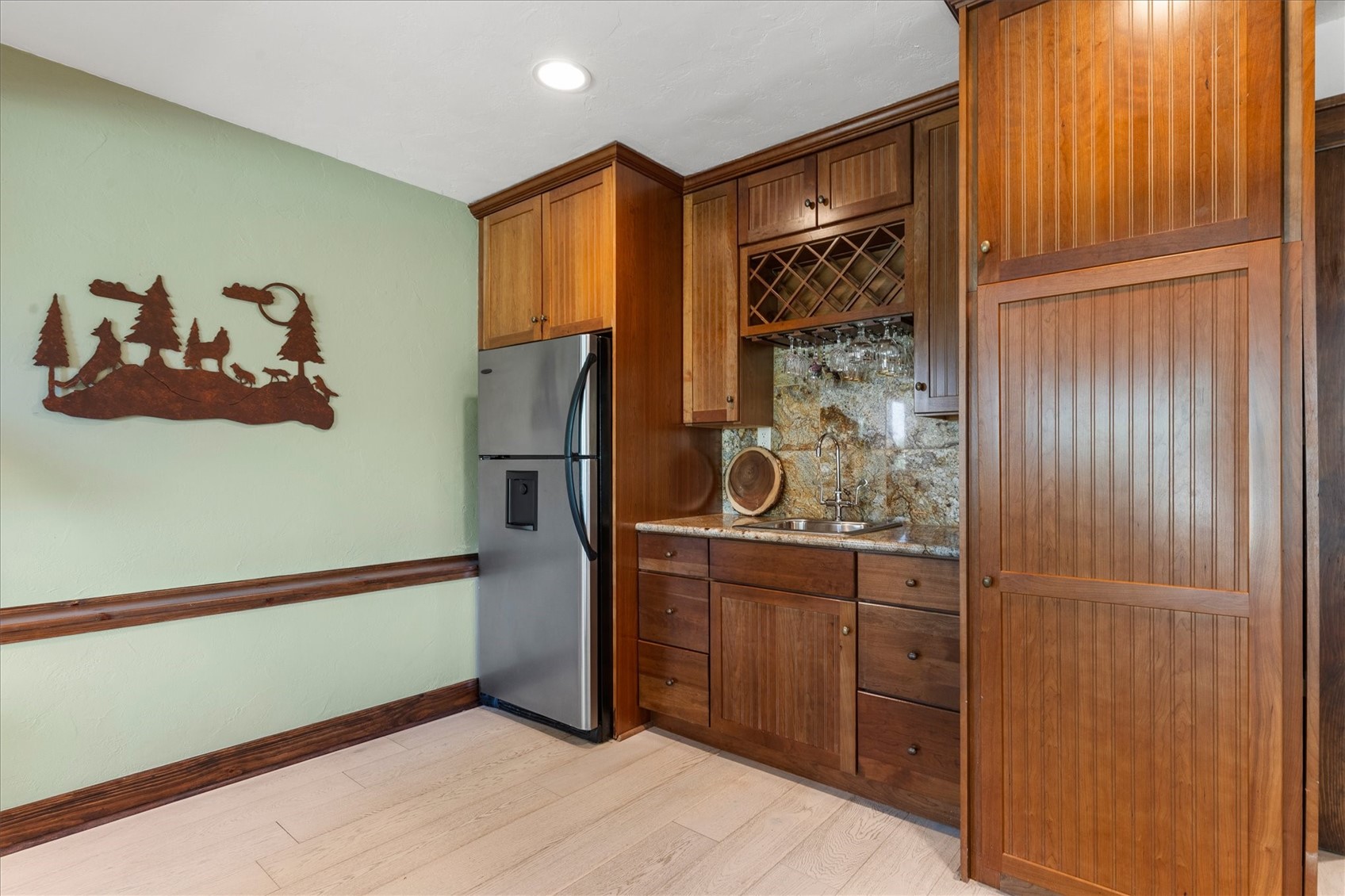 345 Steamboat BOULEVARD