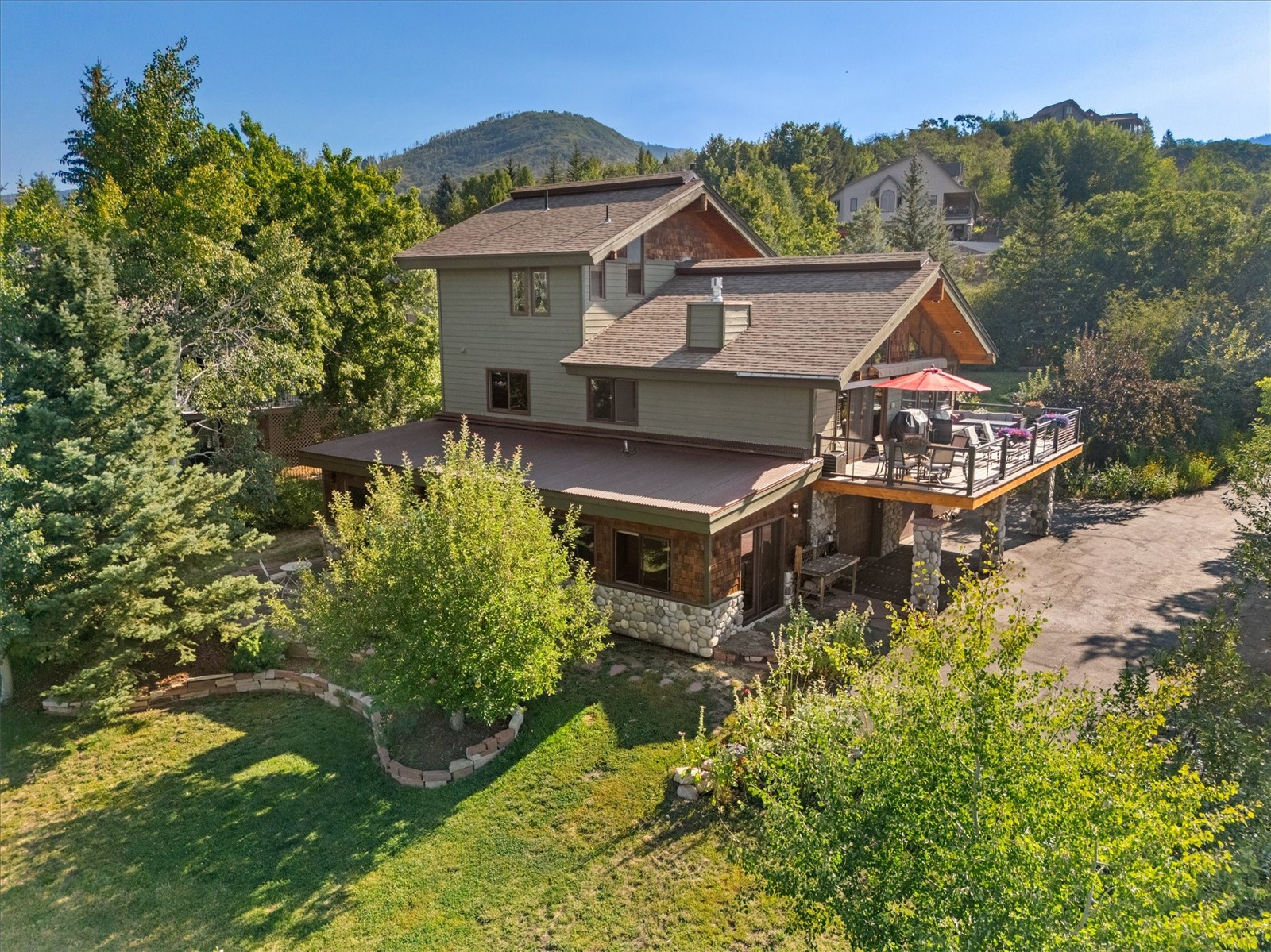 345 Steamboat BOULEVARD