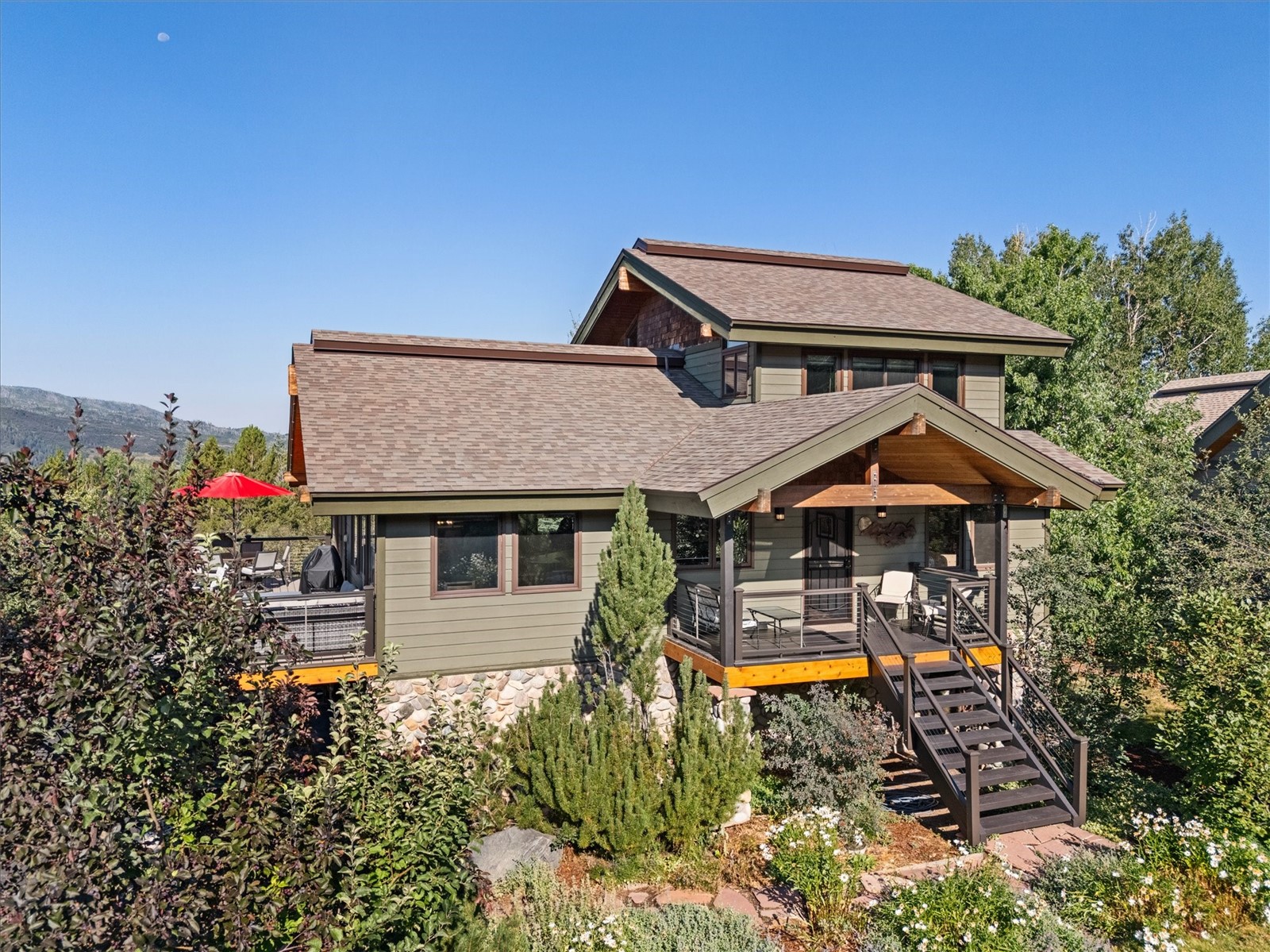345 Steamboat BOULEVARD