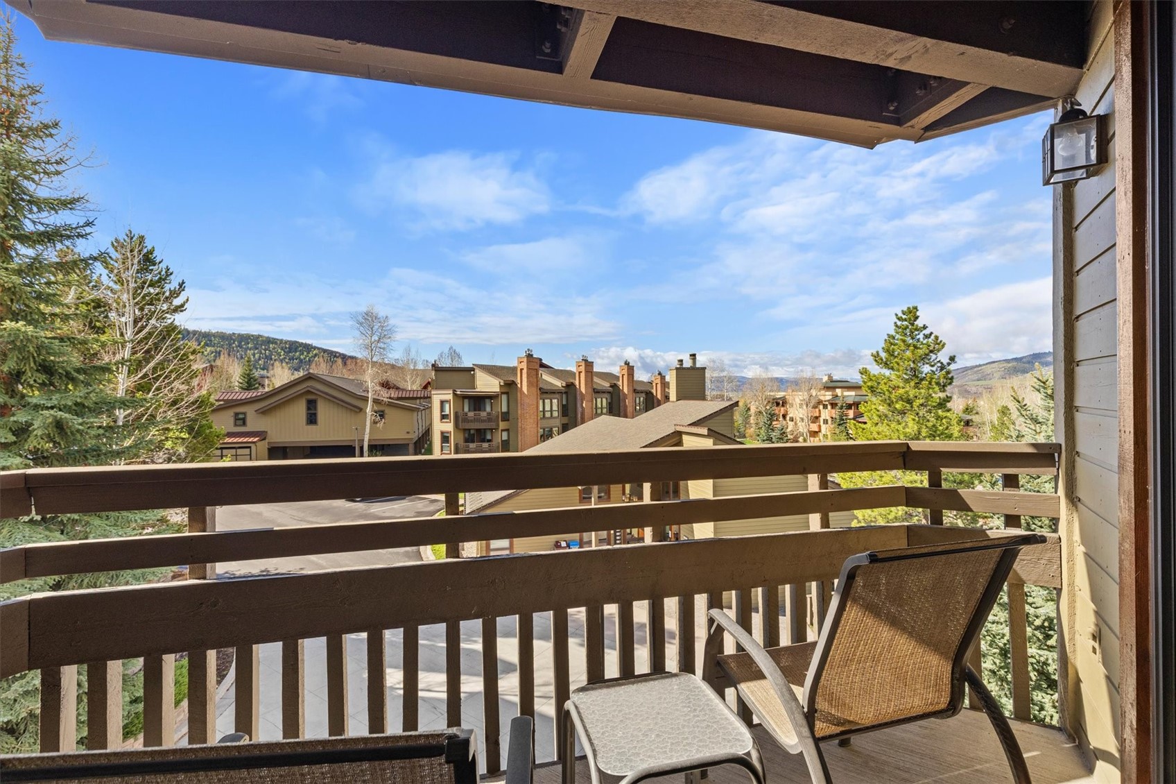 2700 Village DRIVE F301