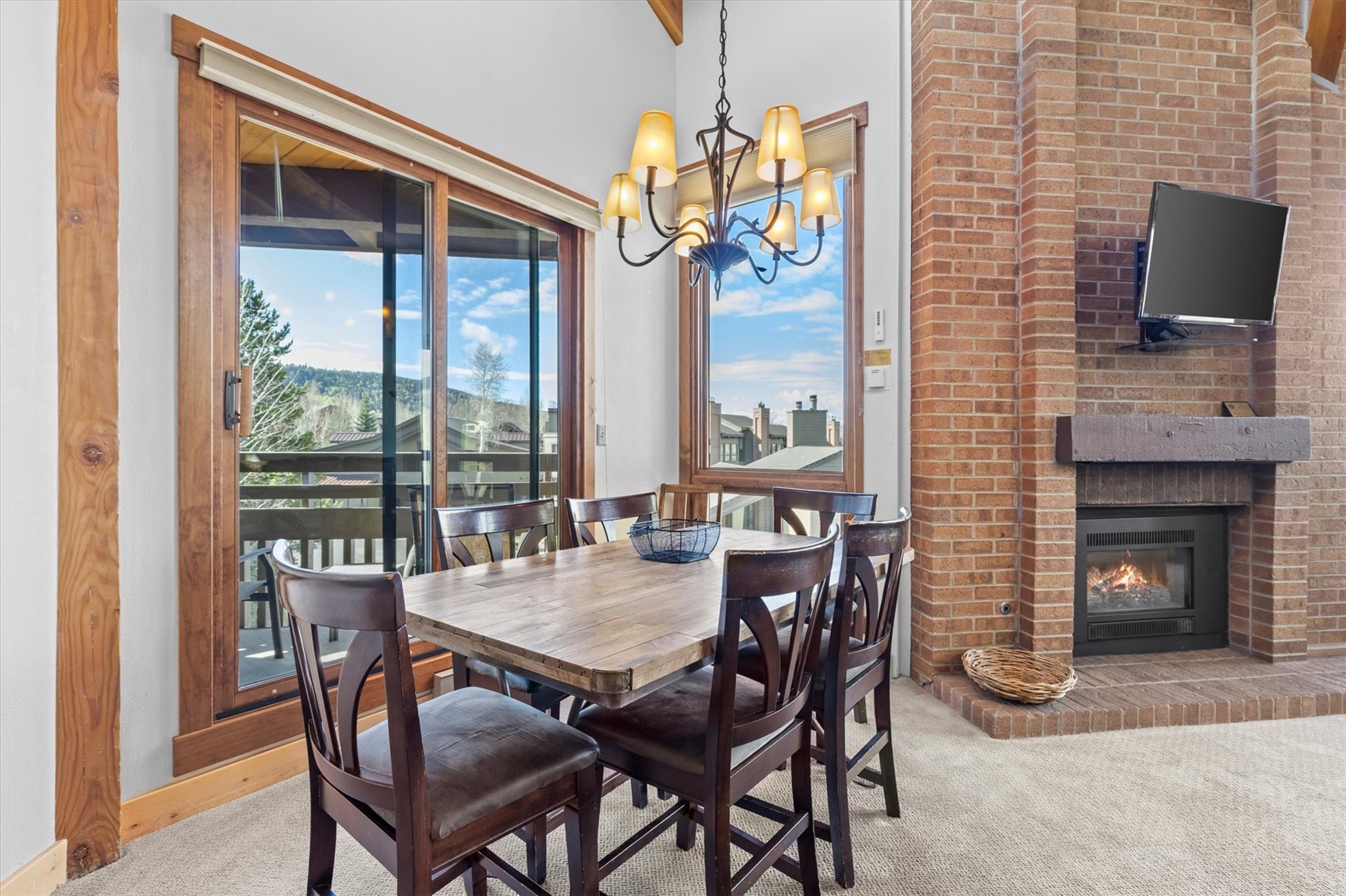 2700 Village DRIVE F301