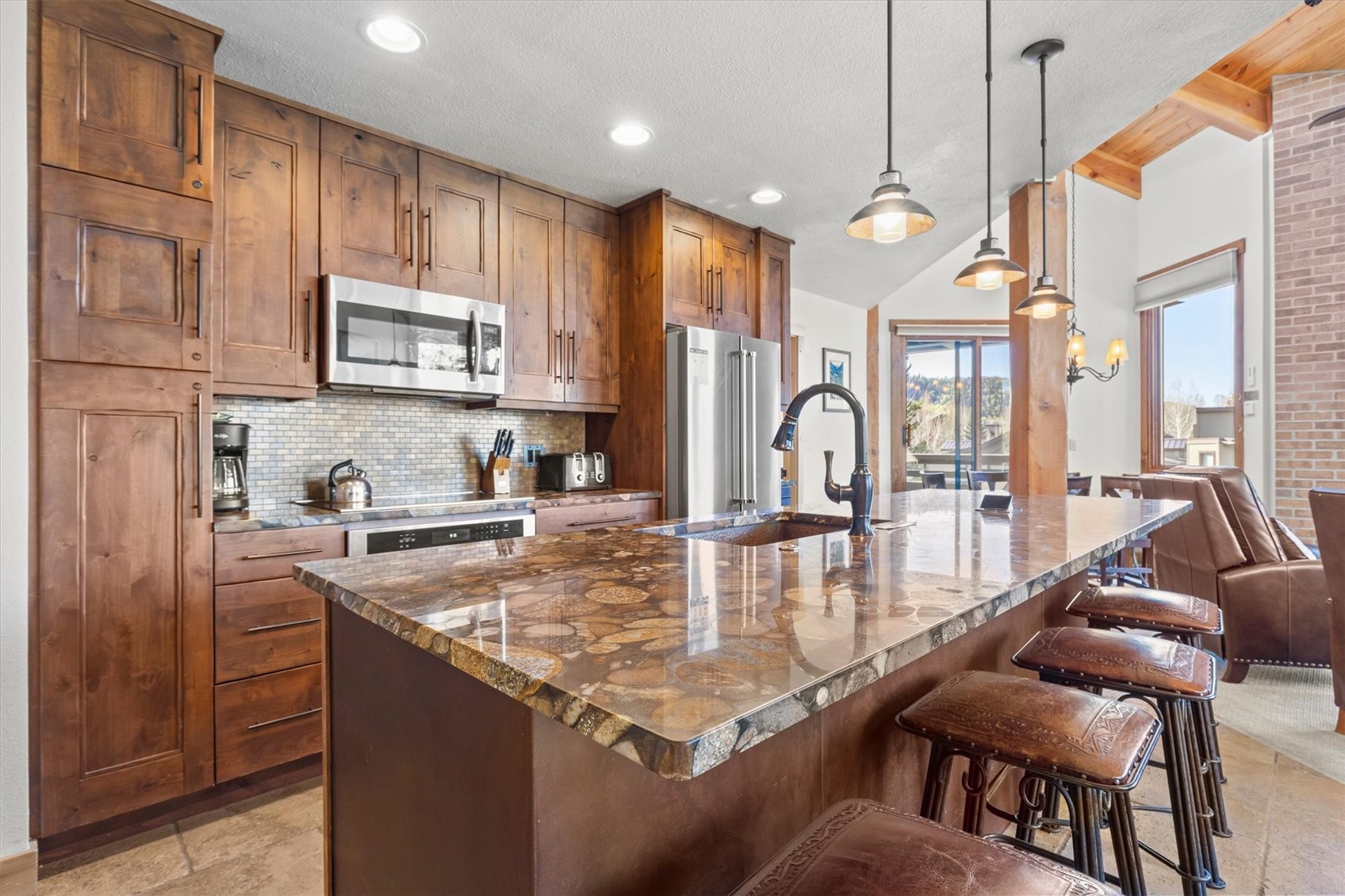 2700 Village DRIVE F301