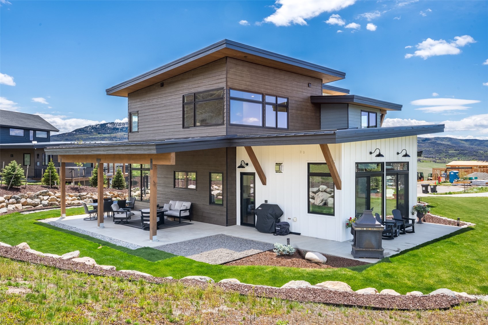 2050 Sunlight DRIVE
