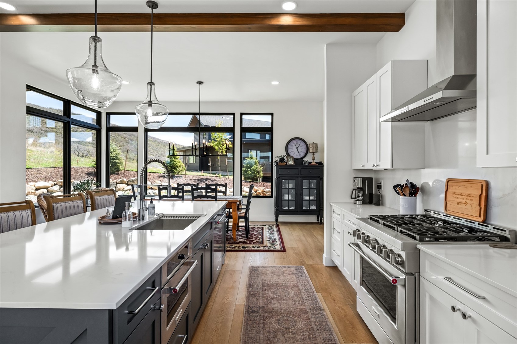 2050 Sunlight DRIVE