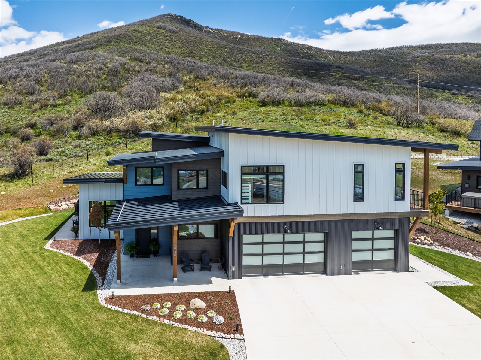 2050 Sunlight DRIVE