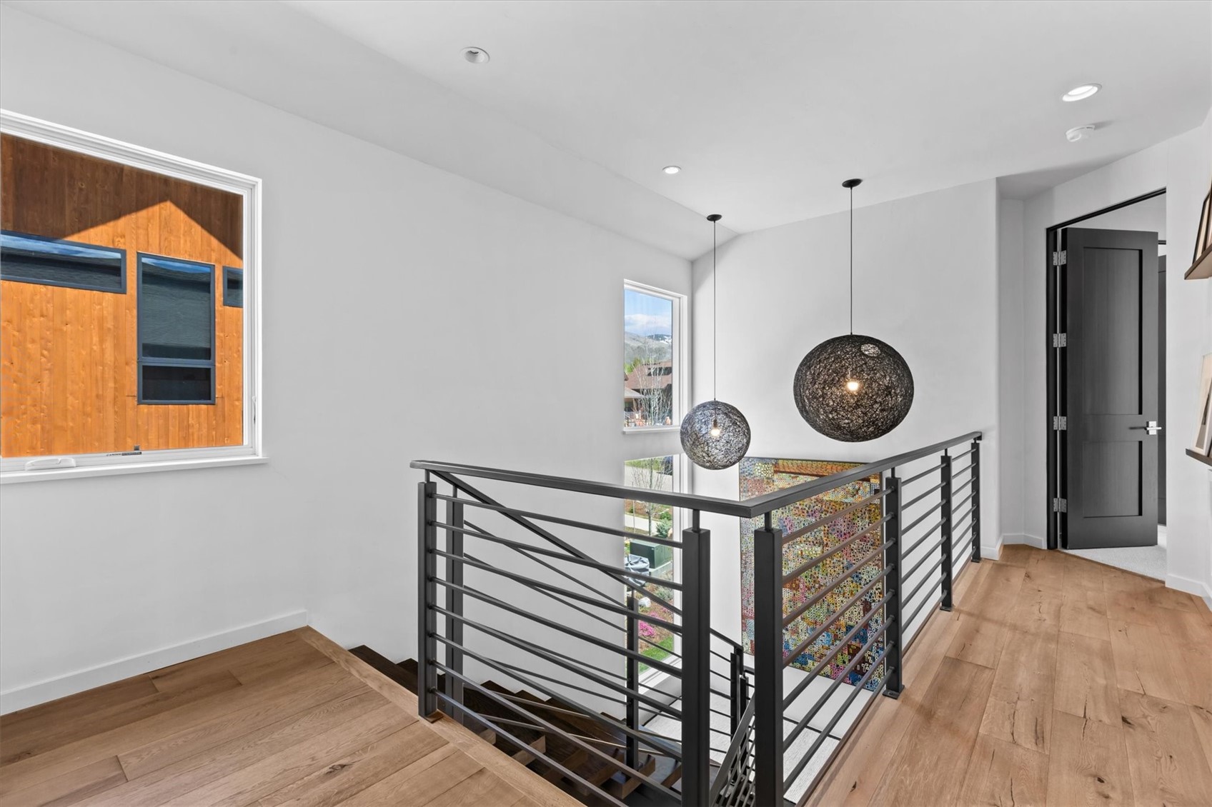 940 Twilight LANE
