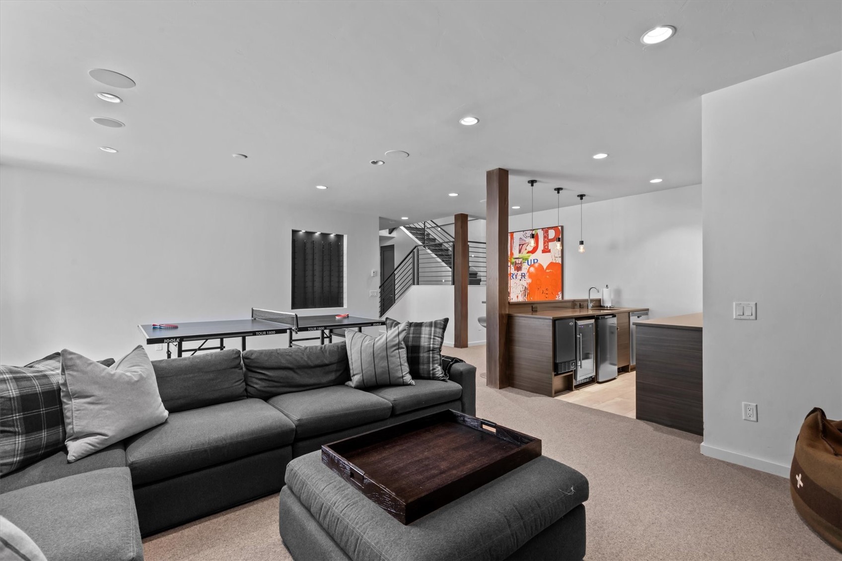 940 Twilight LANE