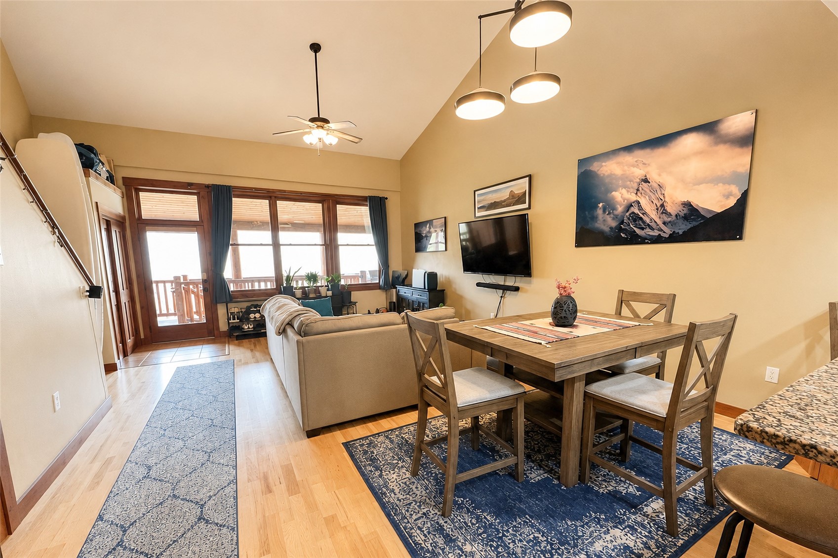 1169 Hilltop PARKWAY 302