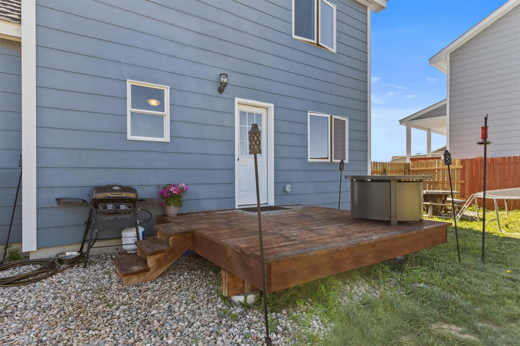 366 Lake View ROAD