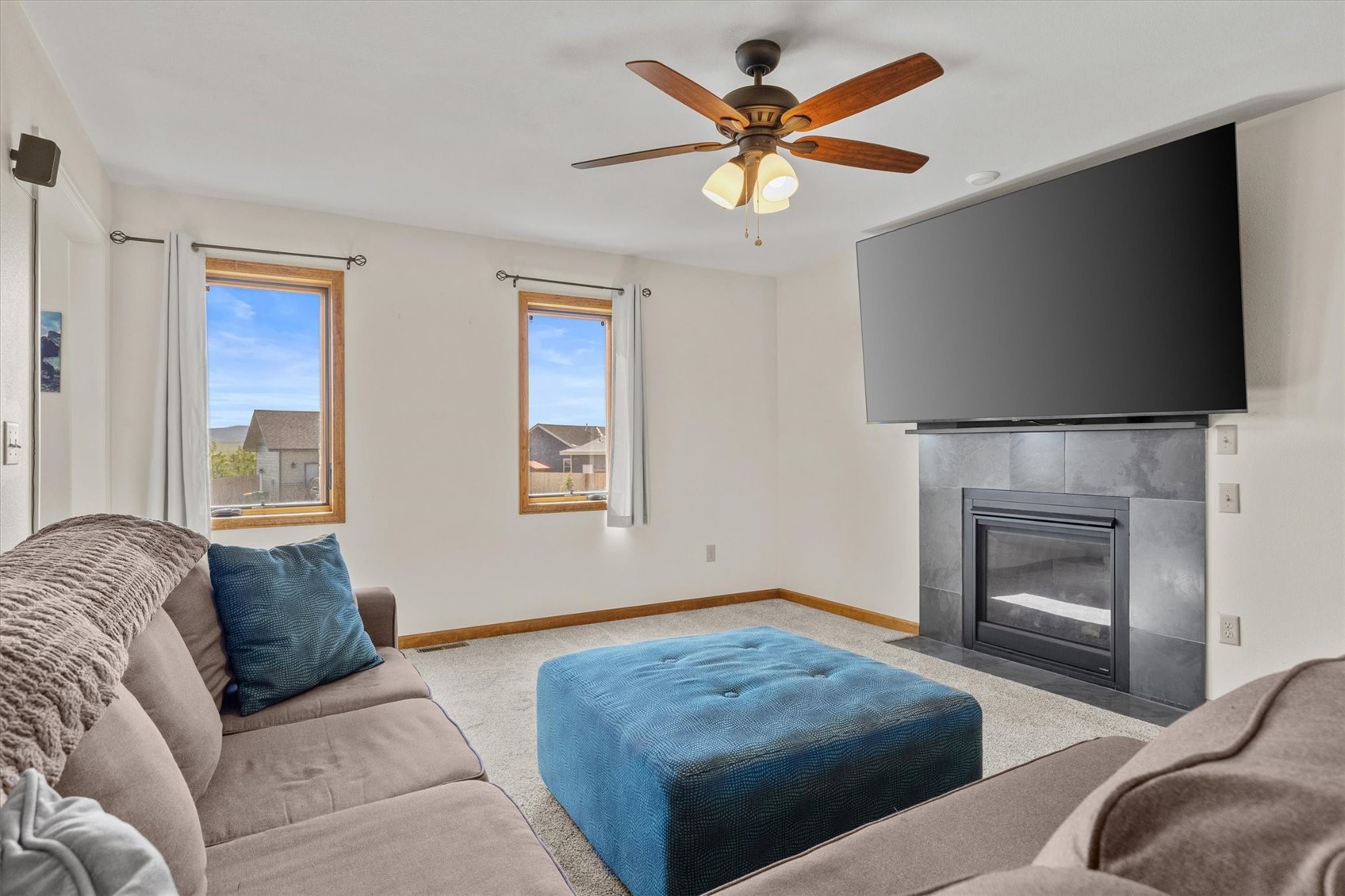 366 Lake View ROAD