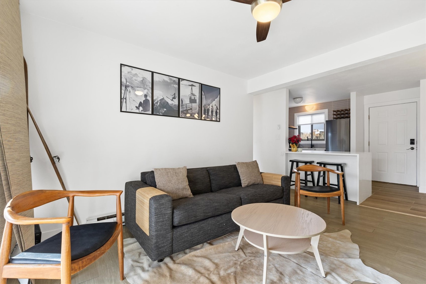 1565 Shadow Run Frontage B307