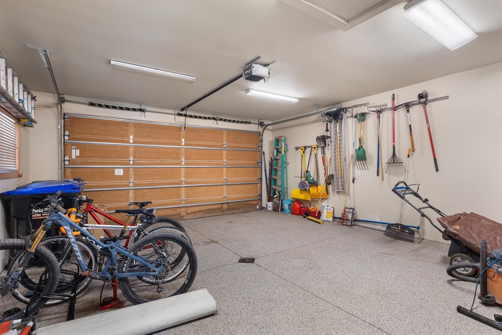 30390 Coyote Run COURT