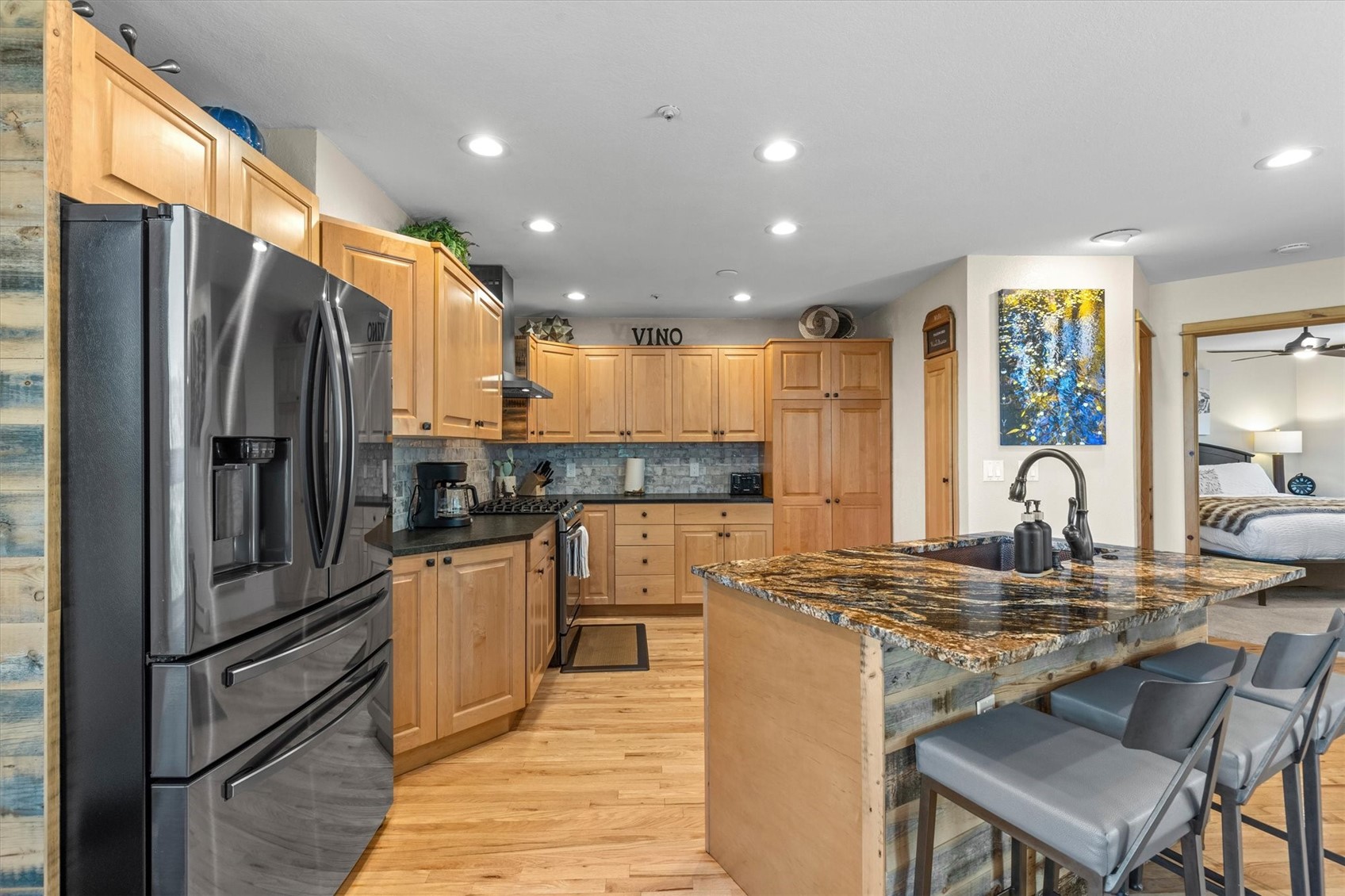 2531 Longthong ROAD