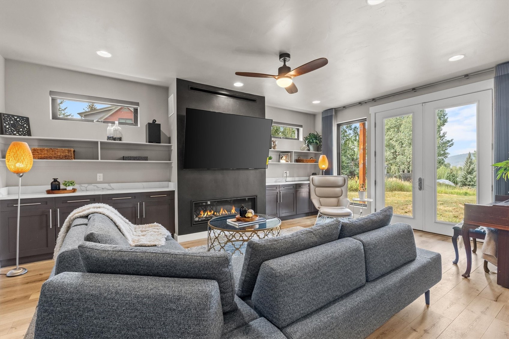 1647 Red Hawk COURT