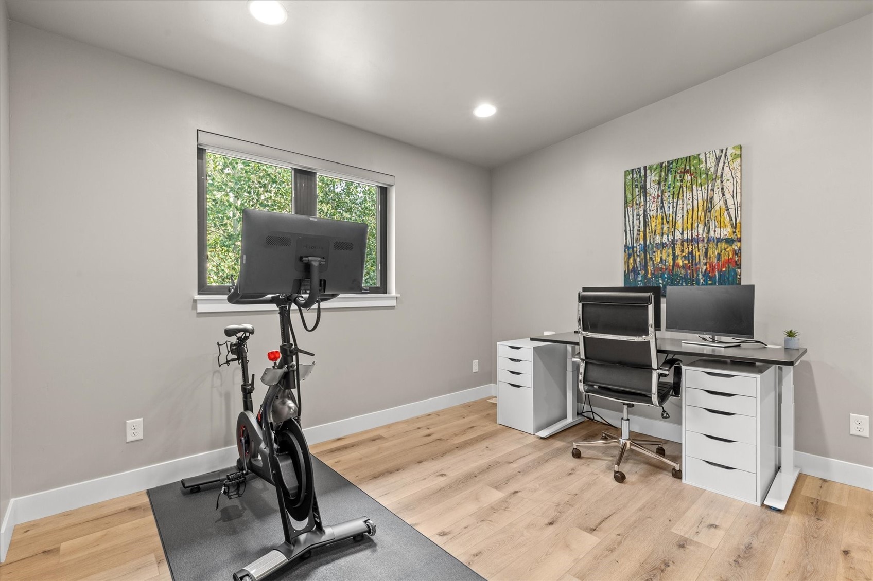 1647 Red Hawk COURT