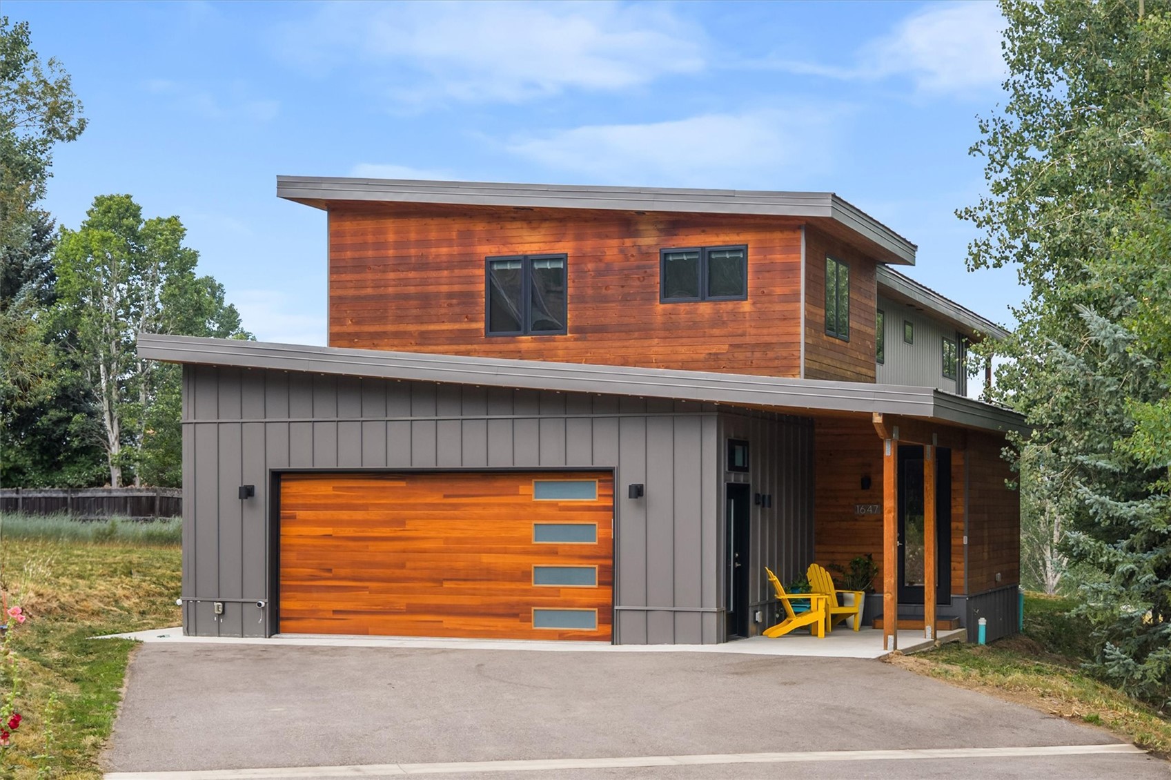 1647 Red Hawk COURT