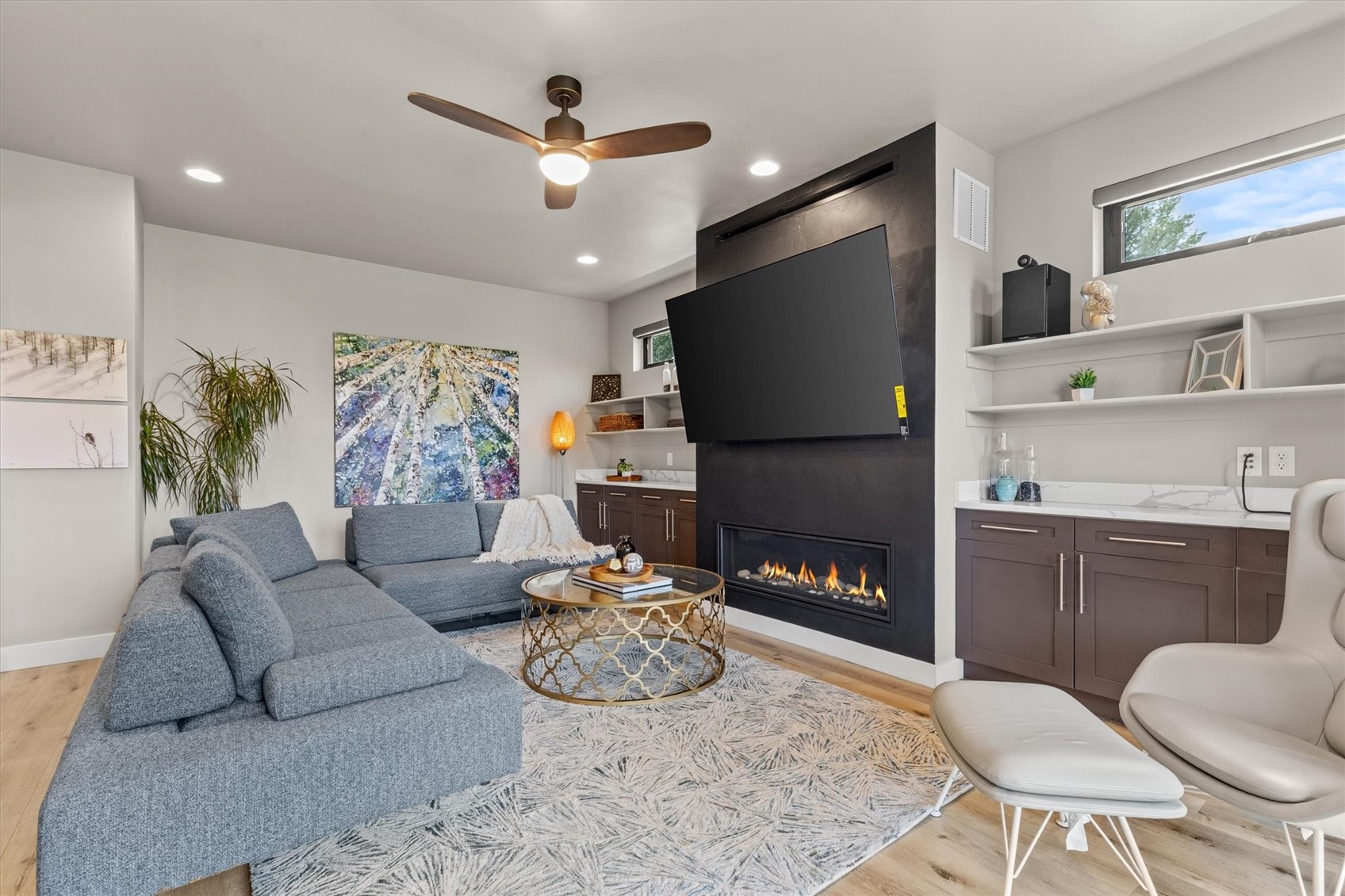 1647 Red Hawk COURT