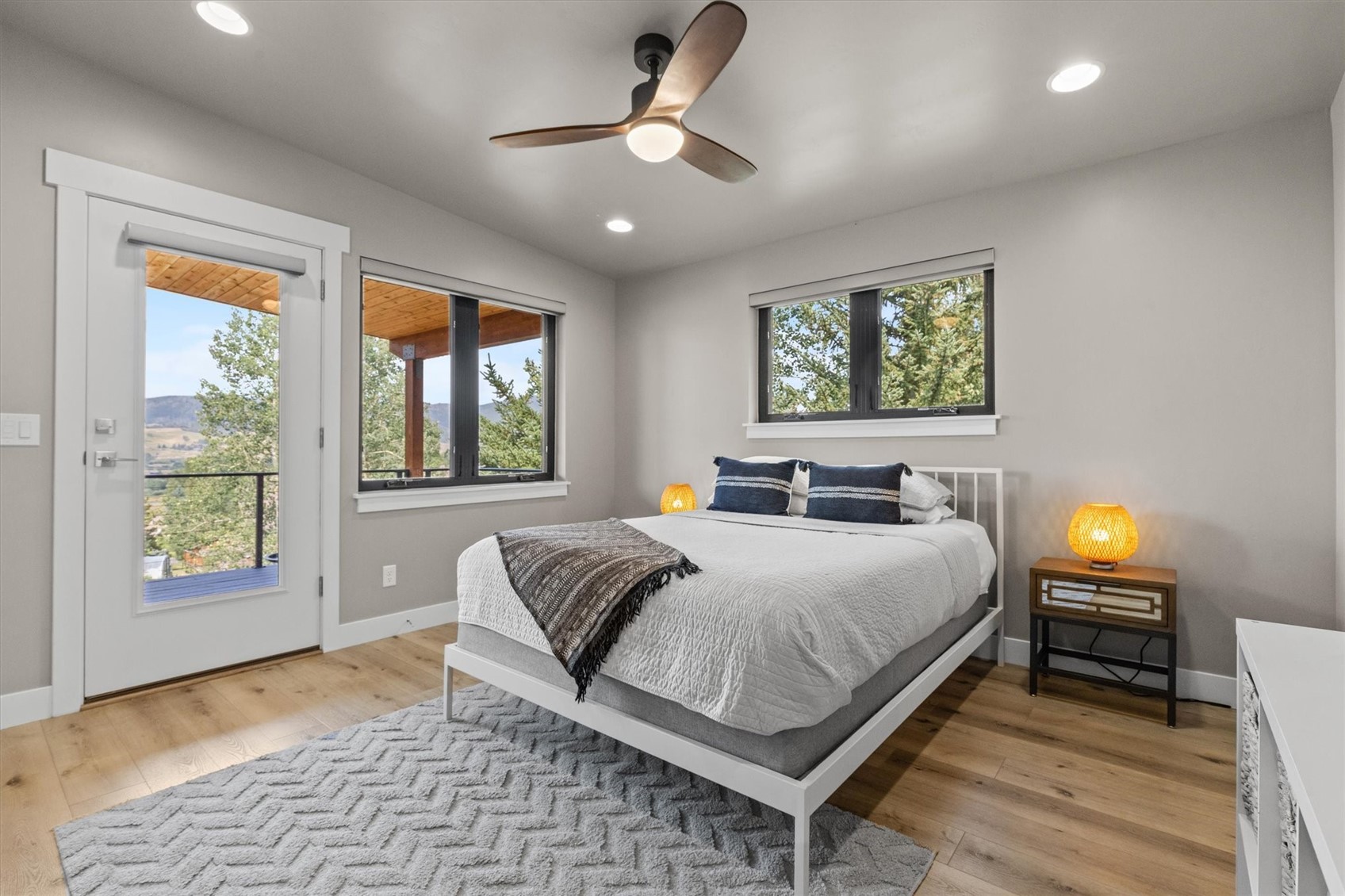 1647 Red Hawk COURT