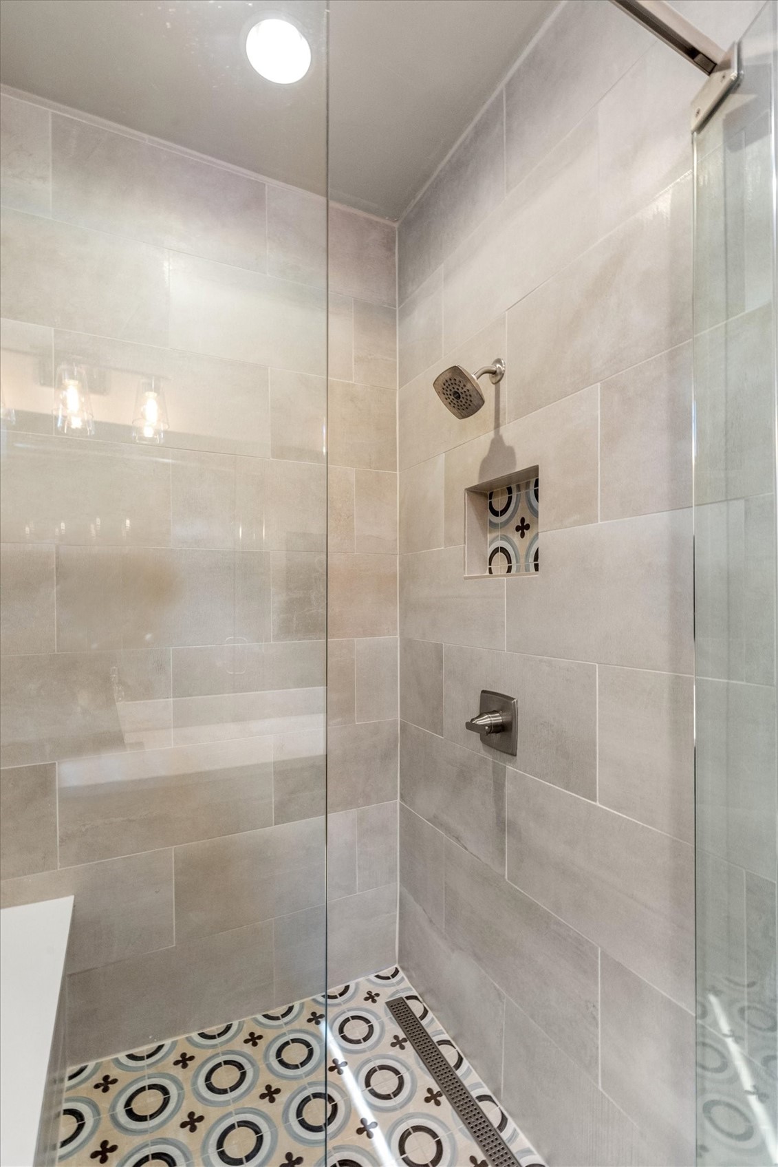 1647 Red Hawk COURT