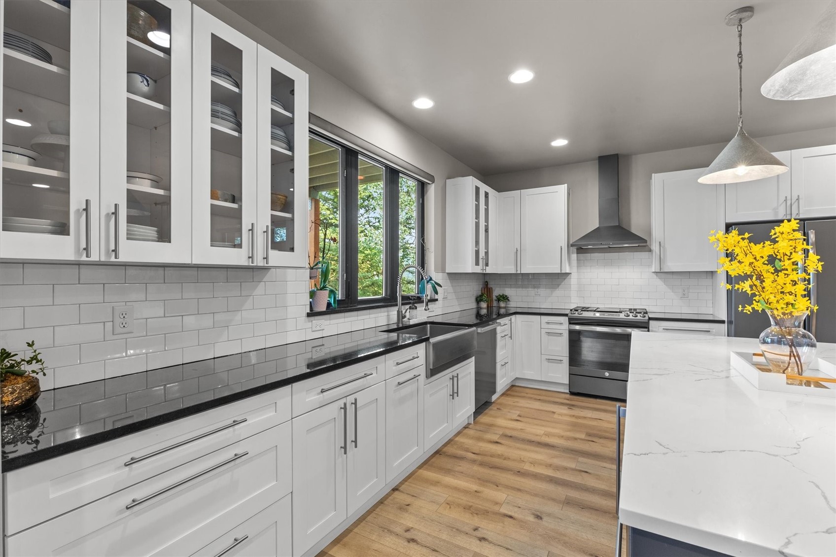 1647 Red Hawk COURT