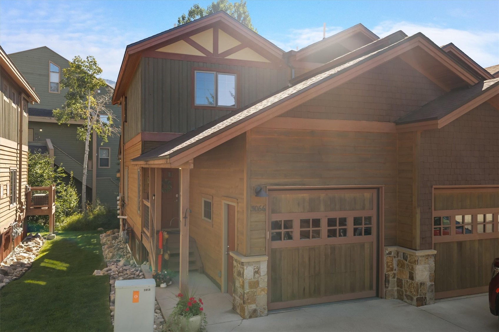 3066 Aspen Leaf WAY