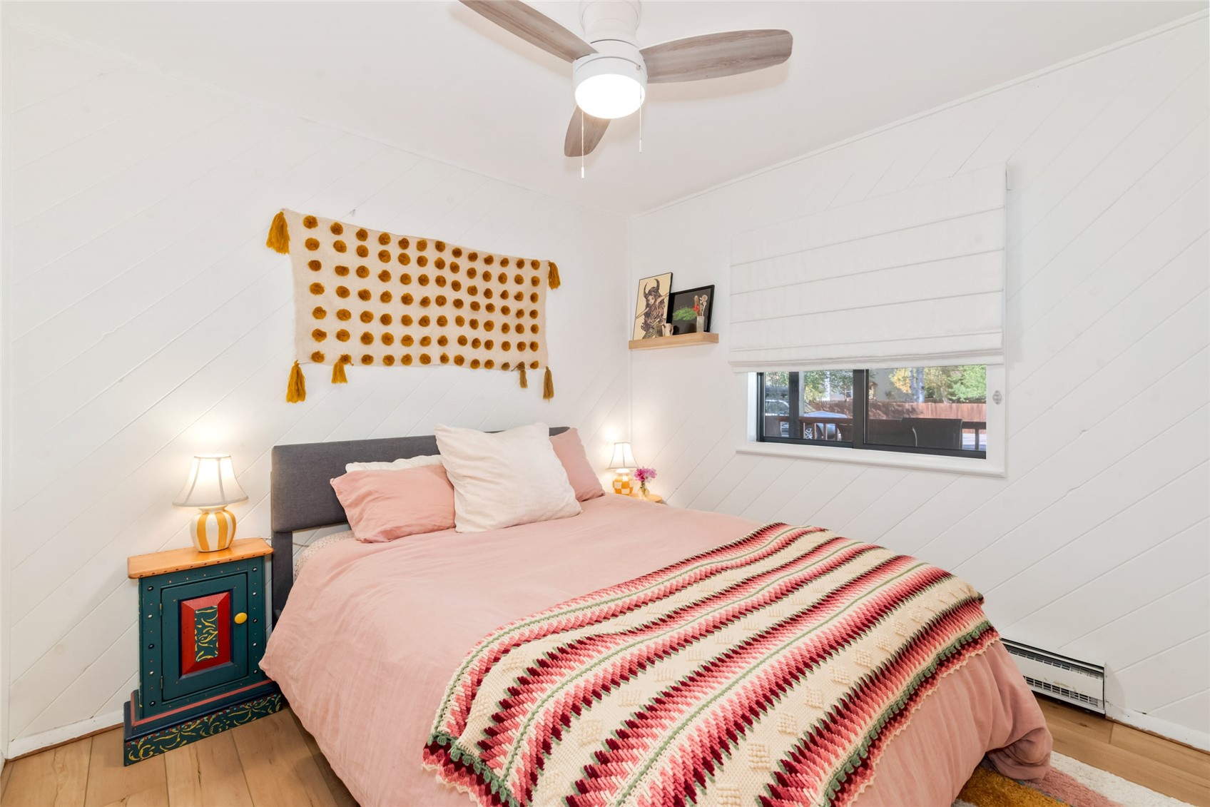 2685 Iris LANE
