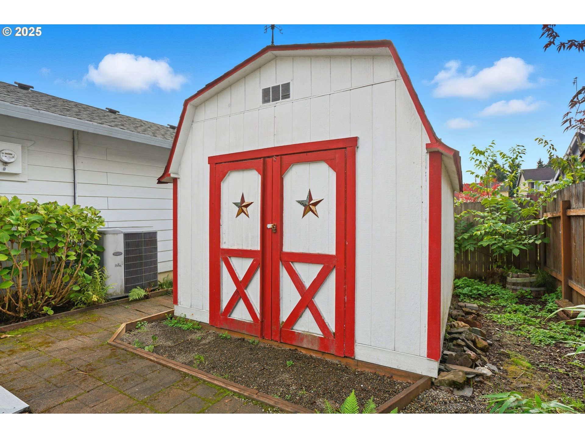 132 PENNY LN