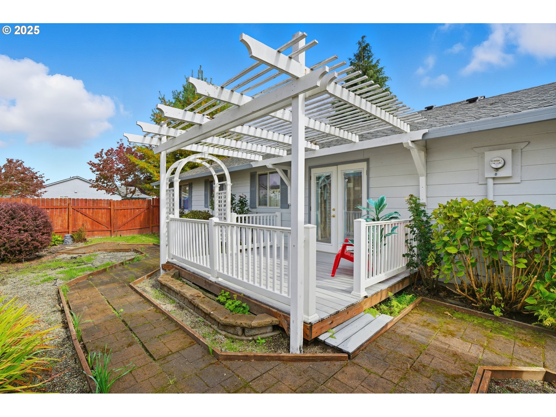 132 PENNY LN